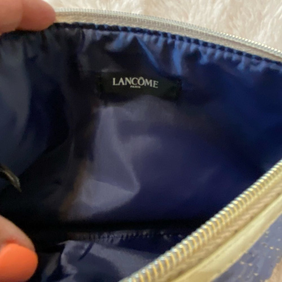 Lancome Blue Sequin Cosmetic Bag NWOT - Picture 4 of 6